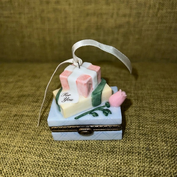 PHB Friend Trinket Box - Picture 1 of 6